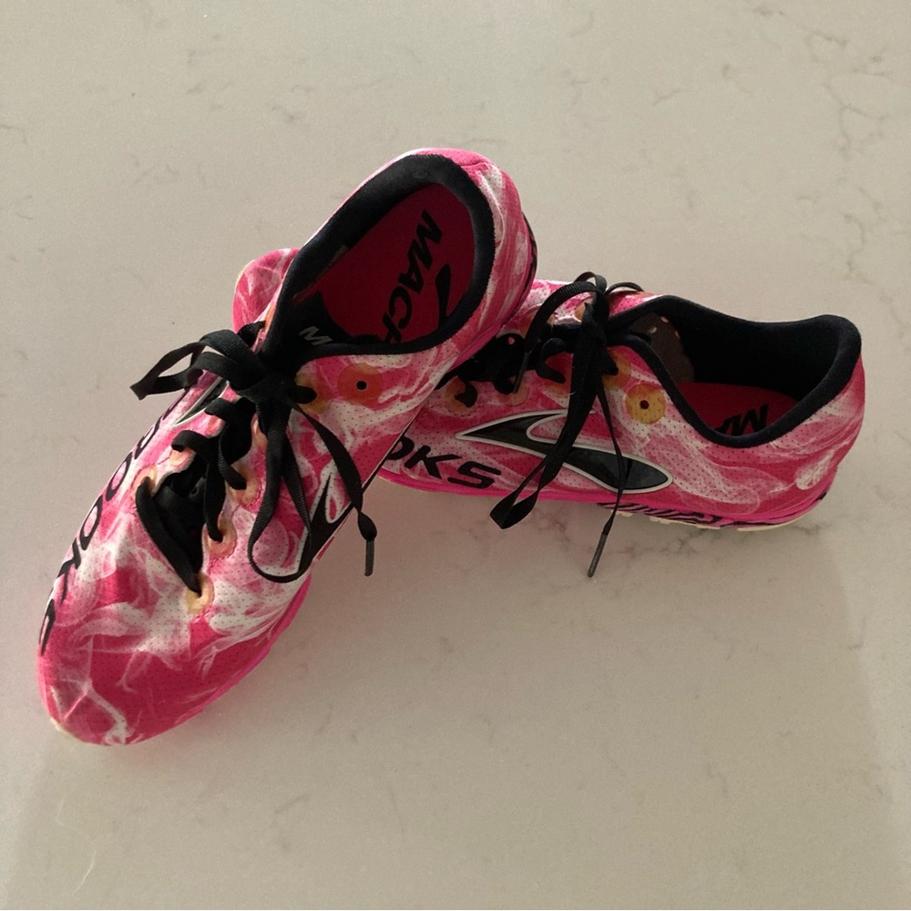 Brooks Mach 15 Featherlite Metal Spike Track Field Pink Cleats, size 7